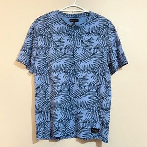 Silver Jeans Smokey Blue Leaf Print Tee 100% Cotton